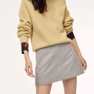 [8/10] Wilfred Aritzia Light Grey Neutral Wool Mini Skirt Winter Evening Outfit